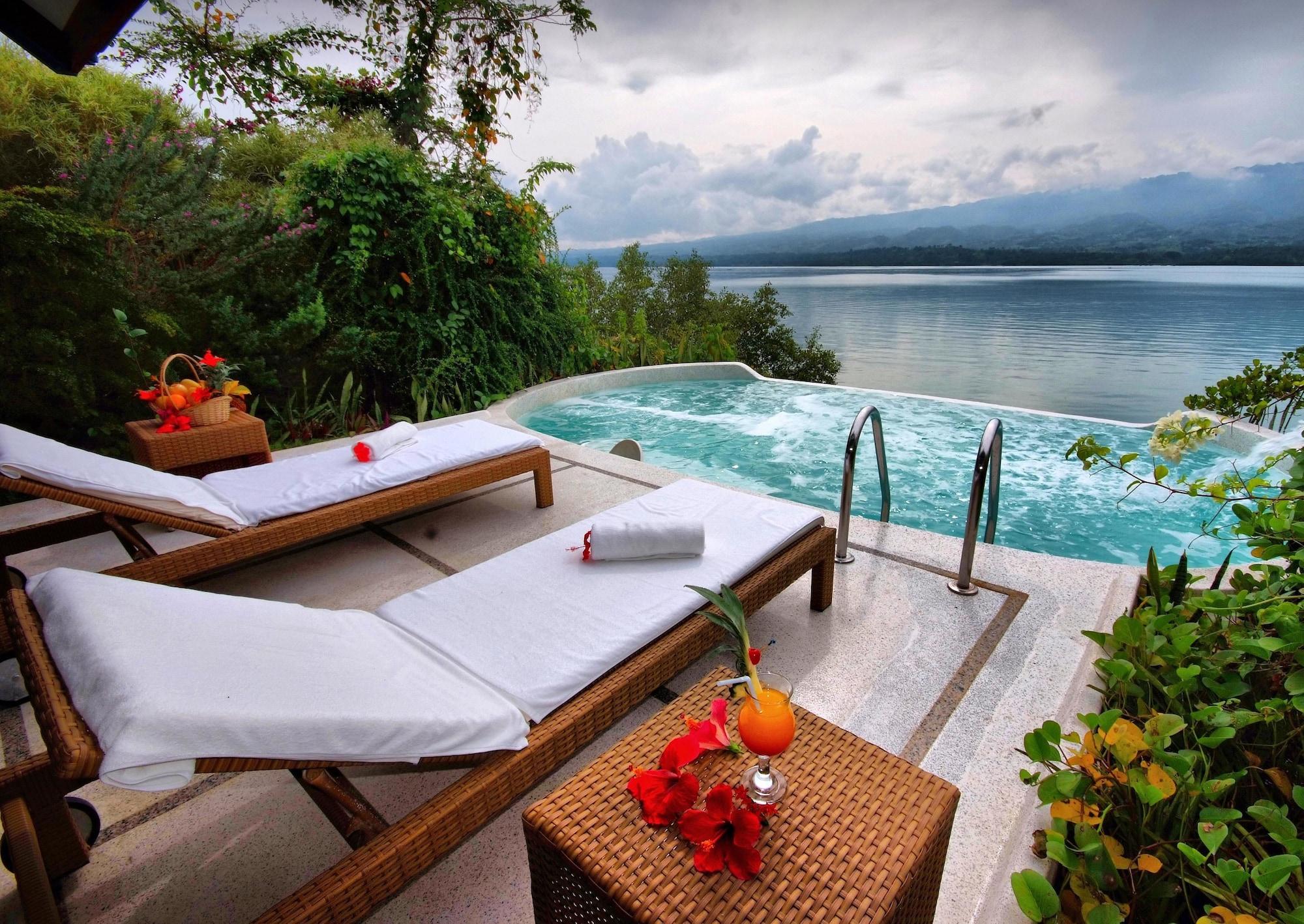 Badian Island Wellness Resort Exteriér fotografie