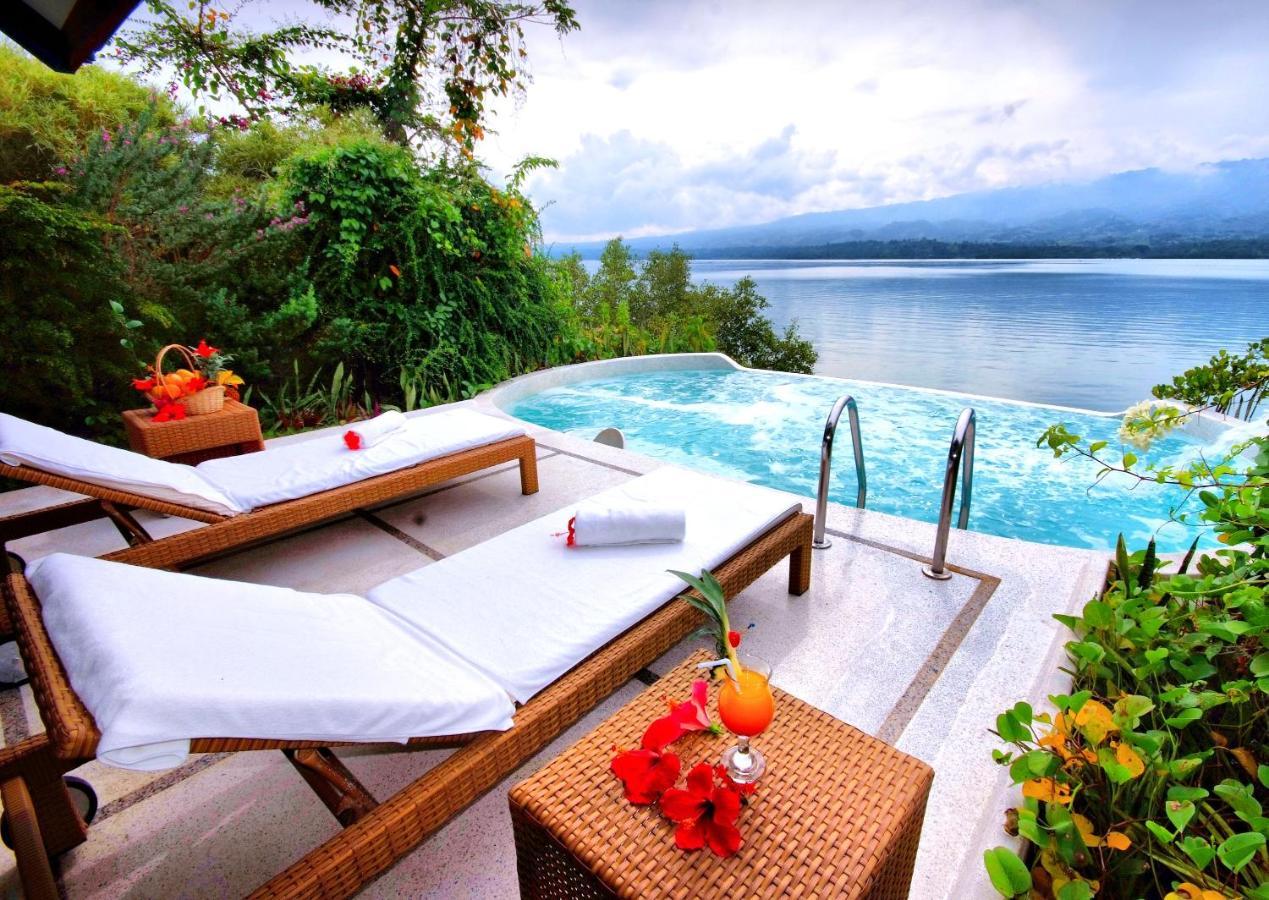 Badian Island Wellness Resort Exteriér fotografie